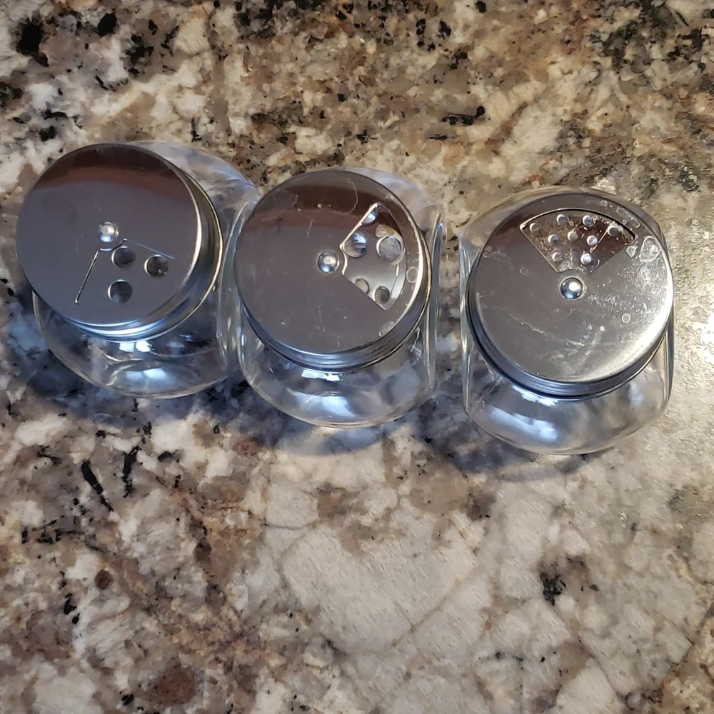 Set of 3 glass jars